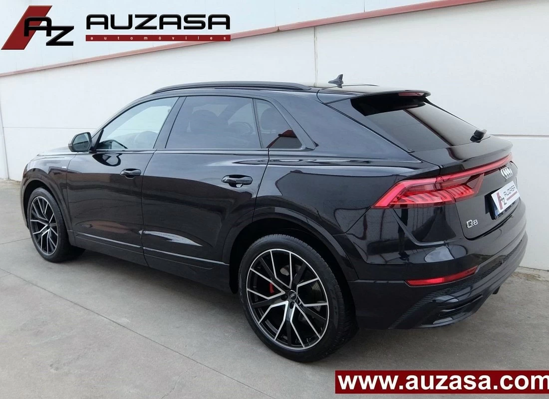 AUDI Q8  50TDI V6 286 cv QUATTRO Tiptronic BLACK LINE Edition + Techo + Sups.Neumática