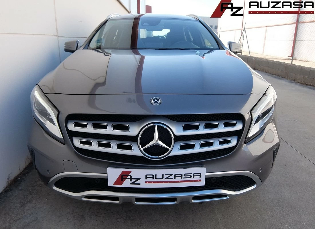 MERCEDES GLA 200 156 cv AUTO -Sport Urban -