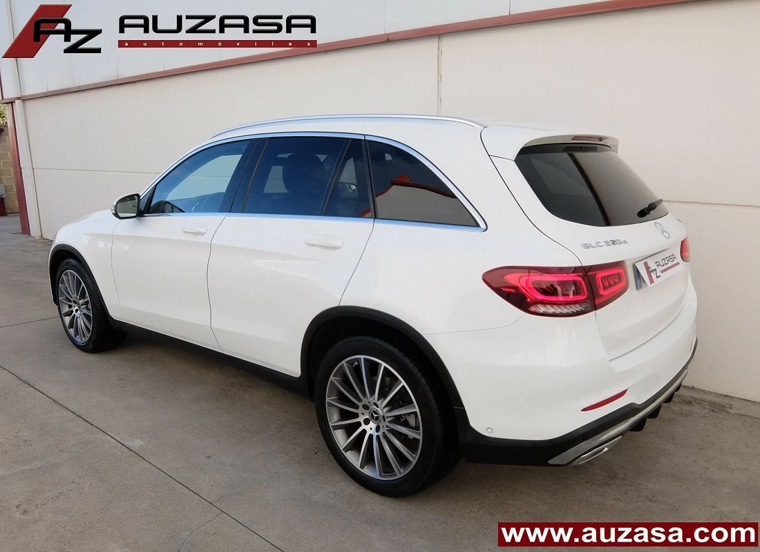 MERCEDES GLC 220d 194 cv 4MATIC AUTO -Pack AMG - NUEVO MODELO