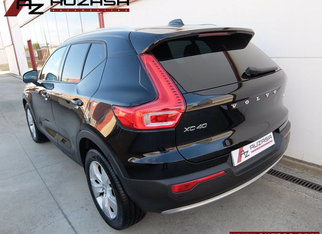 VOLVO XC40 T4 2.0 190 CV GEARTRONIC AUTO MOMENTUM