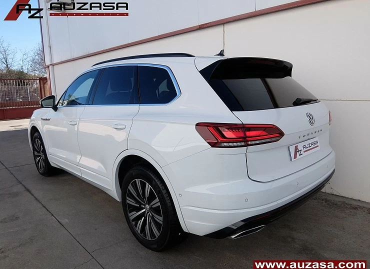 Volkswagen TOUAREG Premium 3.0 TDI V6 4MOTION 4x4 Tiptronic  R-LINE