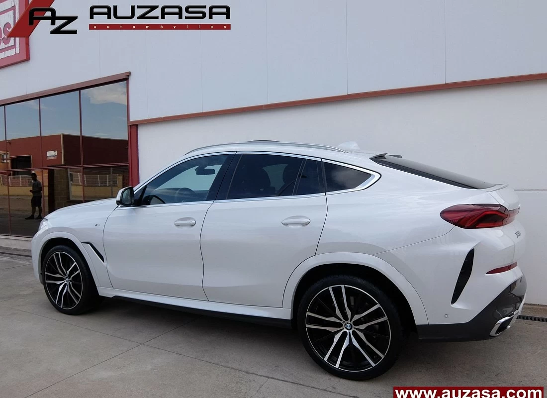 BMW X6 3.0D 265 cv X-DRIVE 4x4 AUTO - Pack M - Full Equipe + Techo