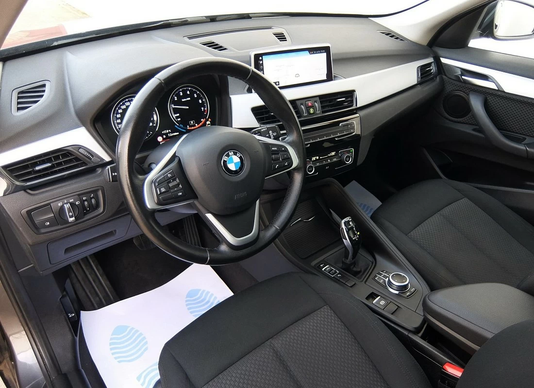 BMW X1 18I 140 cv sdrive AUTO pack ADVANTAGE + Techo 2021