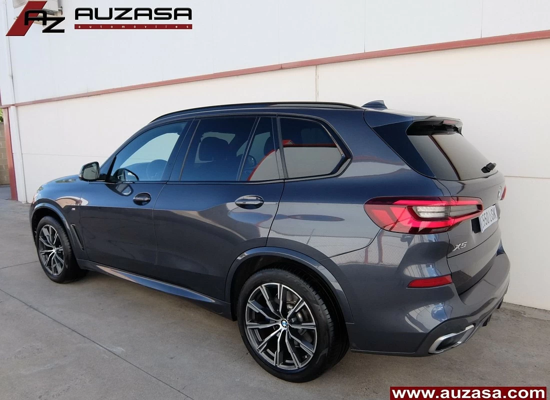 BMW X5 3.0D 265 X-DRIVE 4x4 AUTO - PACK M - Full equipe + Techo + Susp.Adaptativa