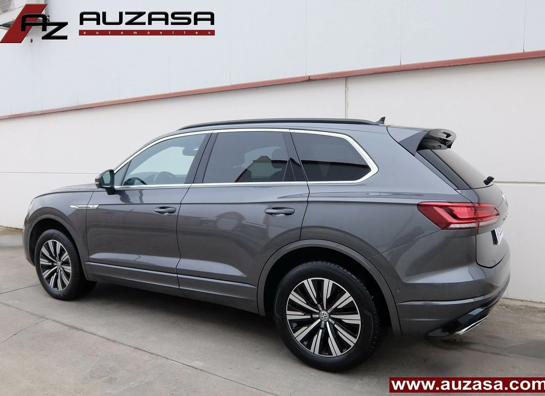 Volkswagen TOUAREG 3.0 TDI V6 4MOTION 4x4 Tiptronic  R-LINE