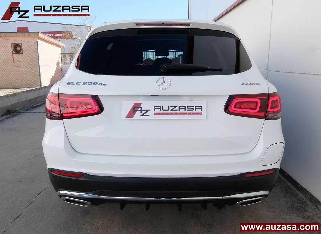 MERCEDES GLC 300de 306 cv 4MATIC 4x4 AUTO -Pack AMG + Techo ( Diesel-Híbrido) Etiqueta 0