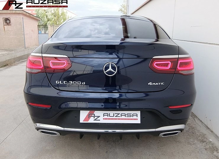 MERCEDES GLC COUPE 300d 245 cv 4MATIC 4x4 AUTO - PACK AMG -